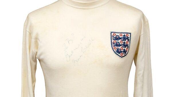 Bobby Charlton’s 1966 World Cup semi-final England shirt to be auctioned